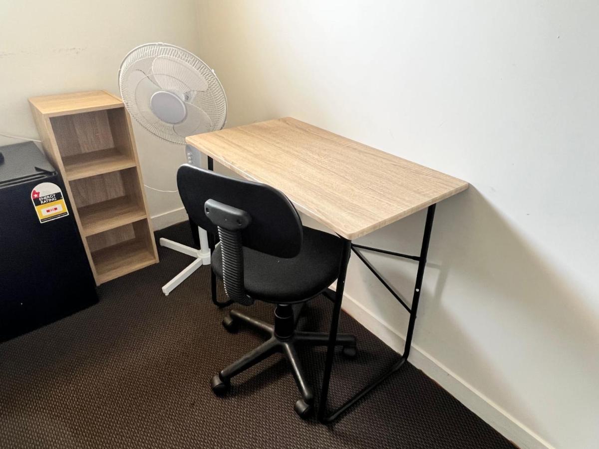 Single Room #1 Or #3 - Homestay Family Home - No Breakfast Hamilton Extérieur photo